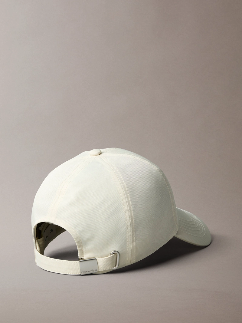 JOCKEY CON BORDADO DE MONOGRAMA - 2
