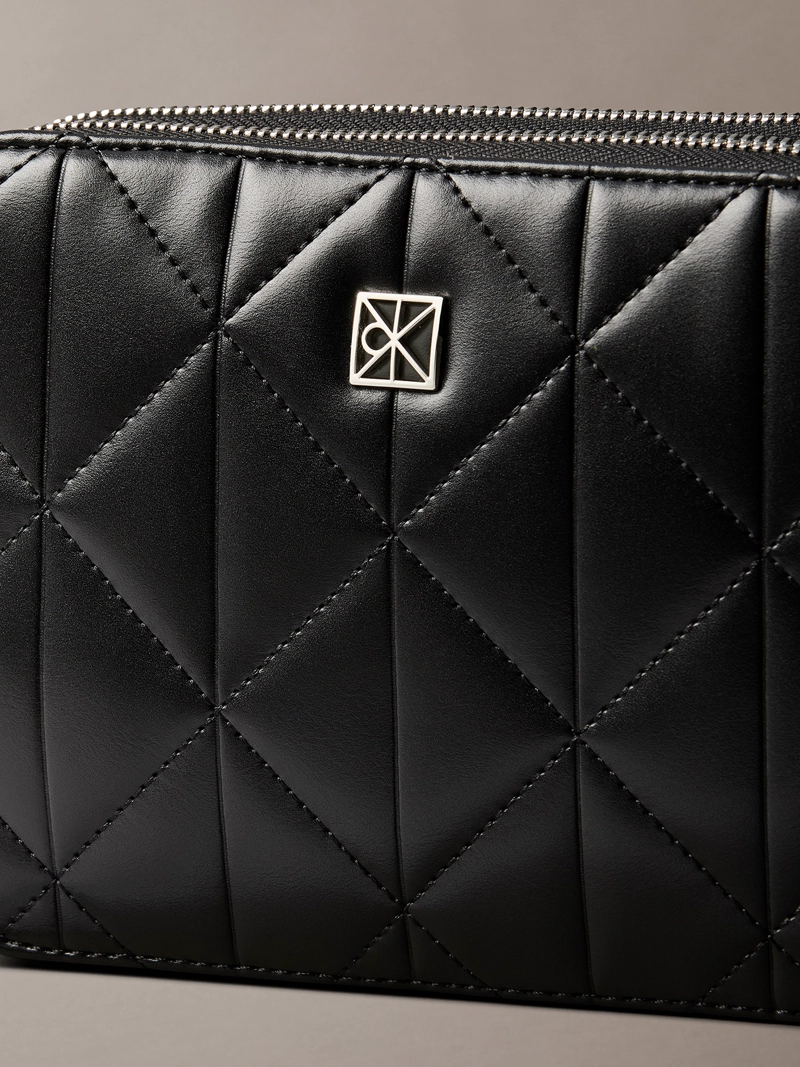 CARTERA CAMERA ACOLCHADA - 4