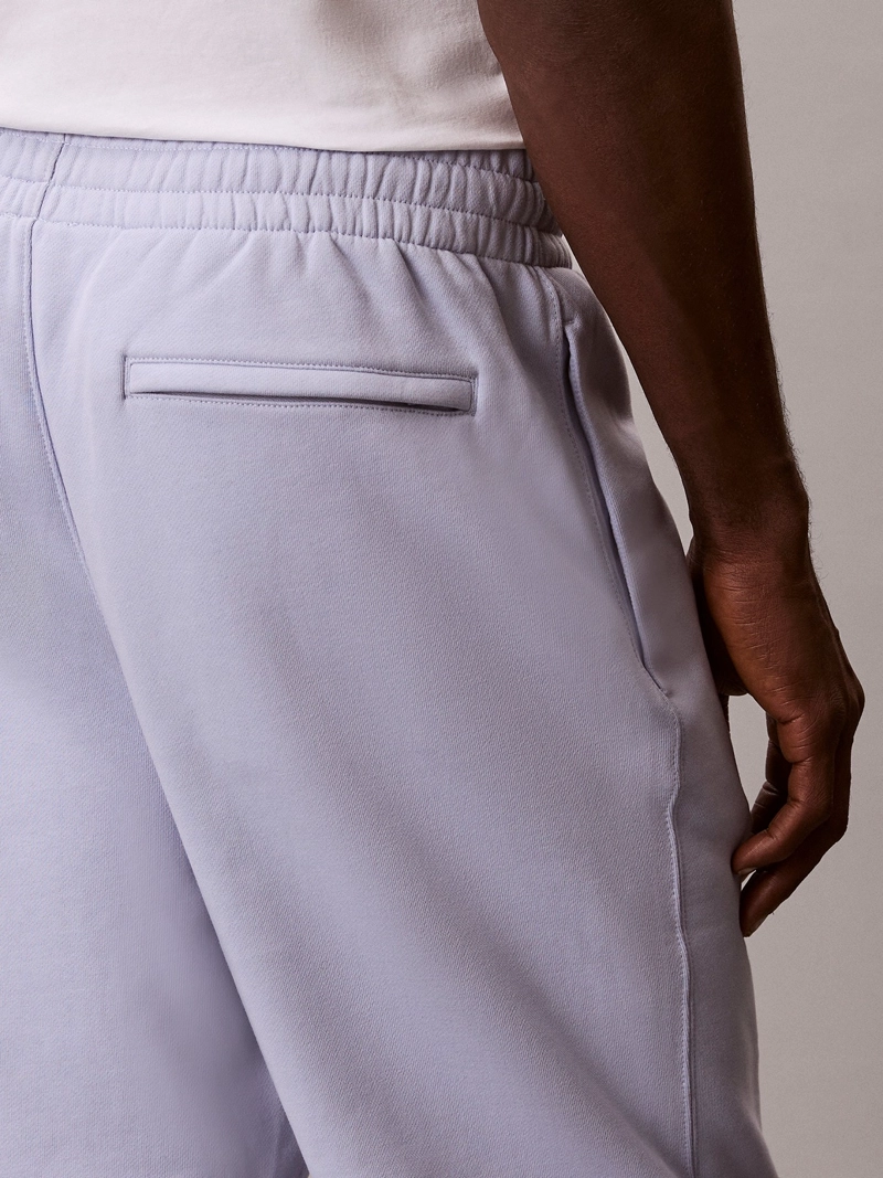 JOGGER CON GRAFICO RETRO - 5