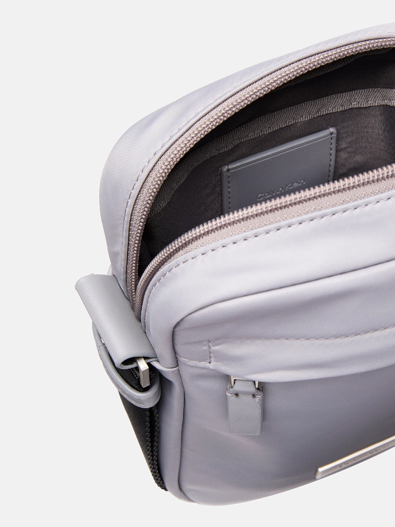 BOLSO REPORTER SLEEK - 3