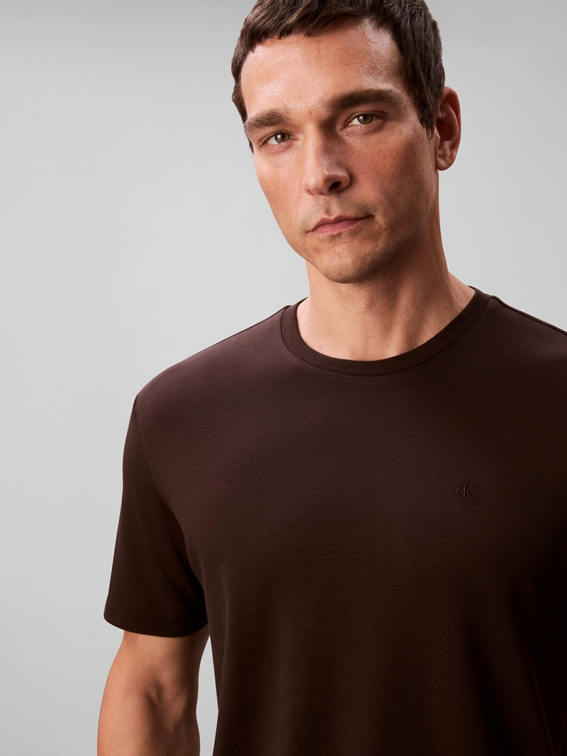 POLERA DE ALGODON SUPIMA CON LOGO BORDADO - 5
