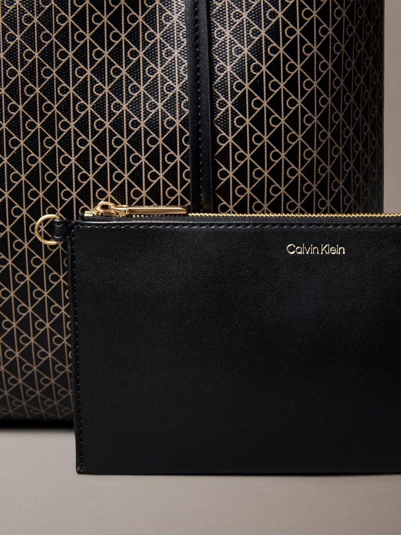 CARTERA TOTE PEQUEÑA CON ESTAMPADO Y CARTERA MINI - 4