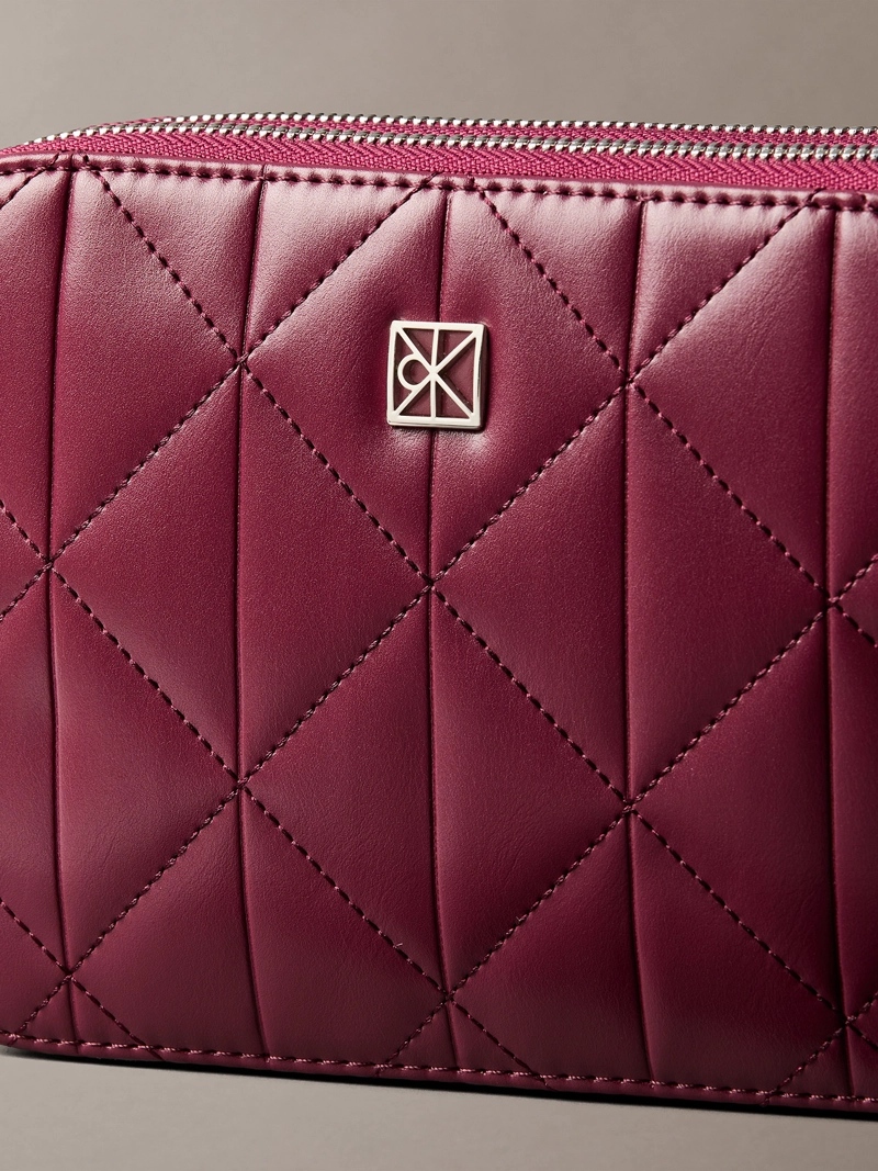 CARTERA CAMERA ACOLCHADA - 4