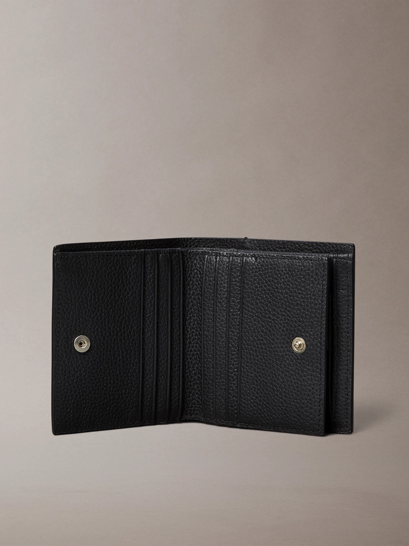 BILLETERA TRIFOLD CON TARJETERO - 4