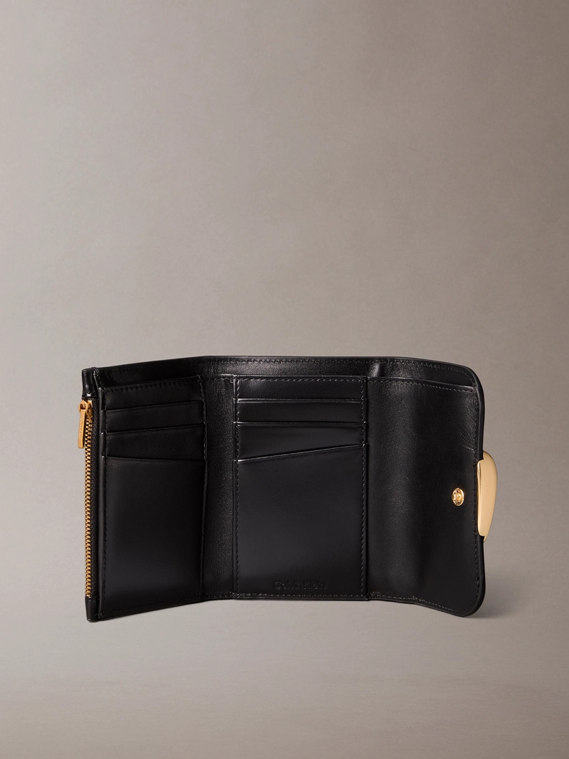 BILLETERA TRIFOLD CON BOLSILLO - 3