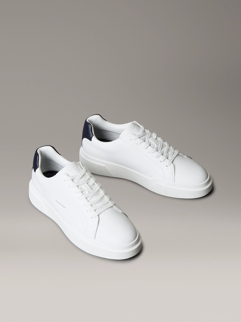 ZAPATILLAS DE CUERO CON LOGO DISTINTIVO - 1