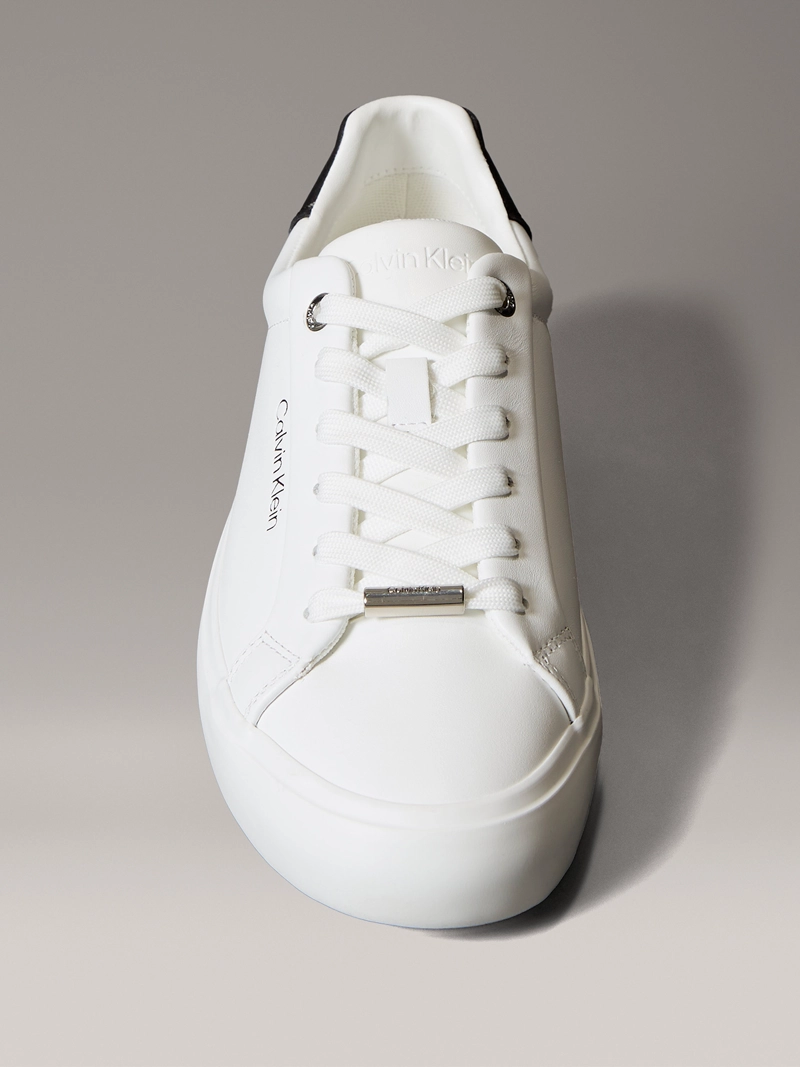 ZAPATILLAS DE CUERO CON LOGO GRABADO - 3
