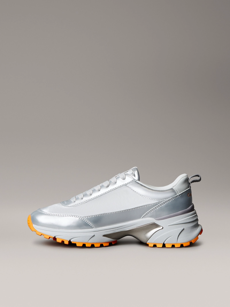 ZAPATILLAS HIKE RUNNER - 6