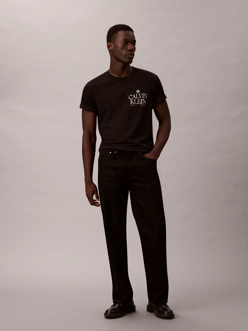 POLERA CALVIN ROSES GRAPHIC - 2
