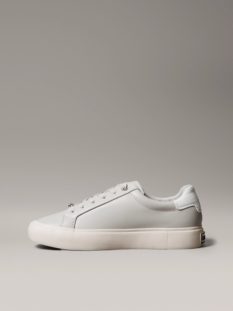 ZAPATILLAS DE CUERO CON LOGO GRABADO - 6