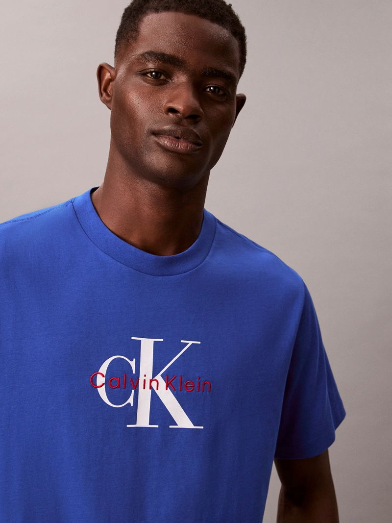 POLERA HERO MONOLOGO - 5