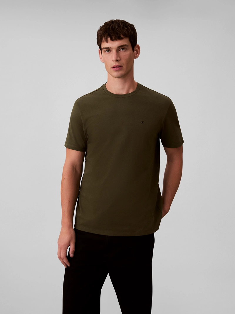 POLERA CON MICRO MONOGRAMA BORDADO - 1