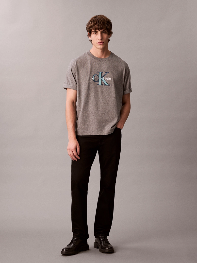 POLERA CON GRAFICO DE MONOLOGO - 2