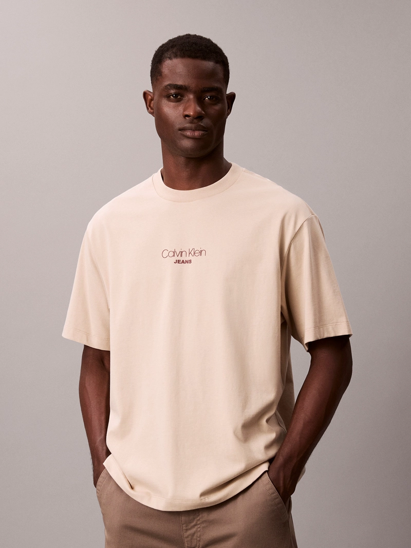 POLERA RELAXED CON LOGOTIPO EN RELIEVE - 1
