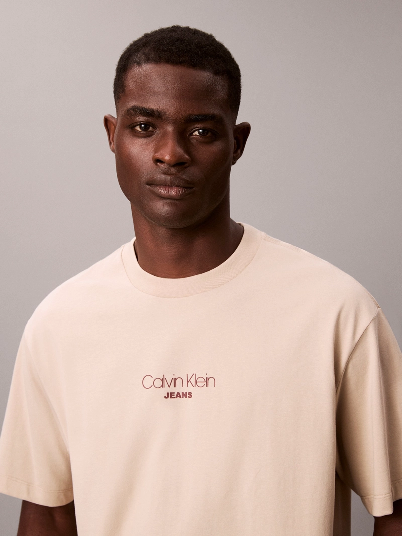 POLERA RELAXED CON LOGOTIPO EN RELIEVE - 5