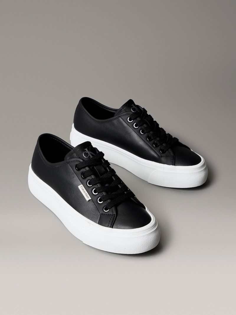 ZAPATILLAS DE CUERO CON PLATAFORMA - 1