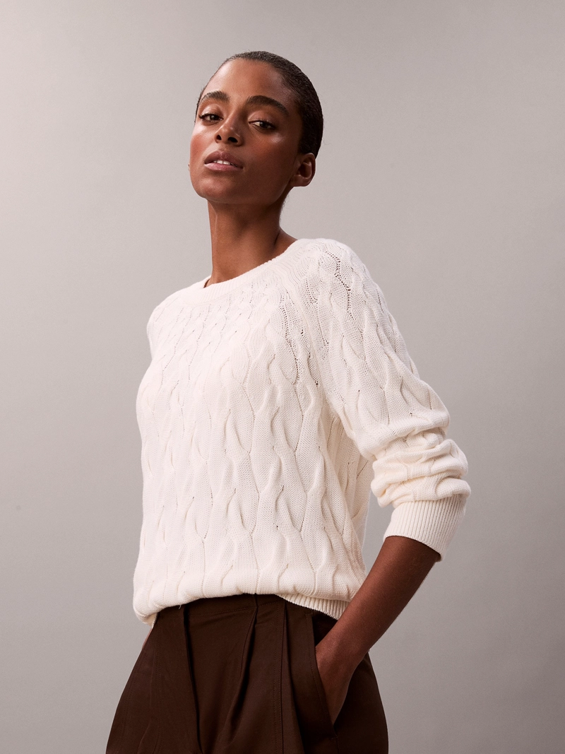SWEATER CON TEJIDO TRENZADO DE CUELLO REDONDO - 4