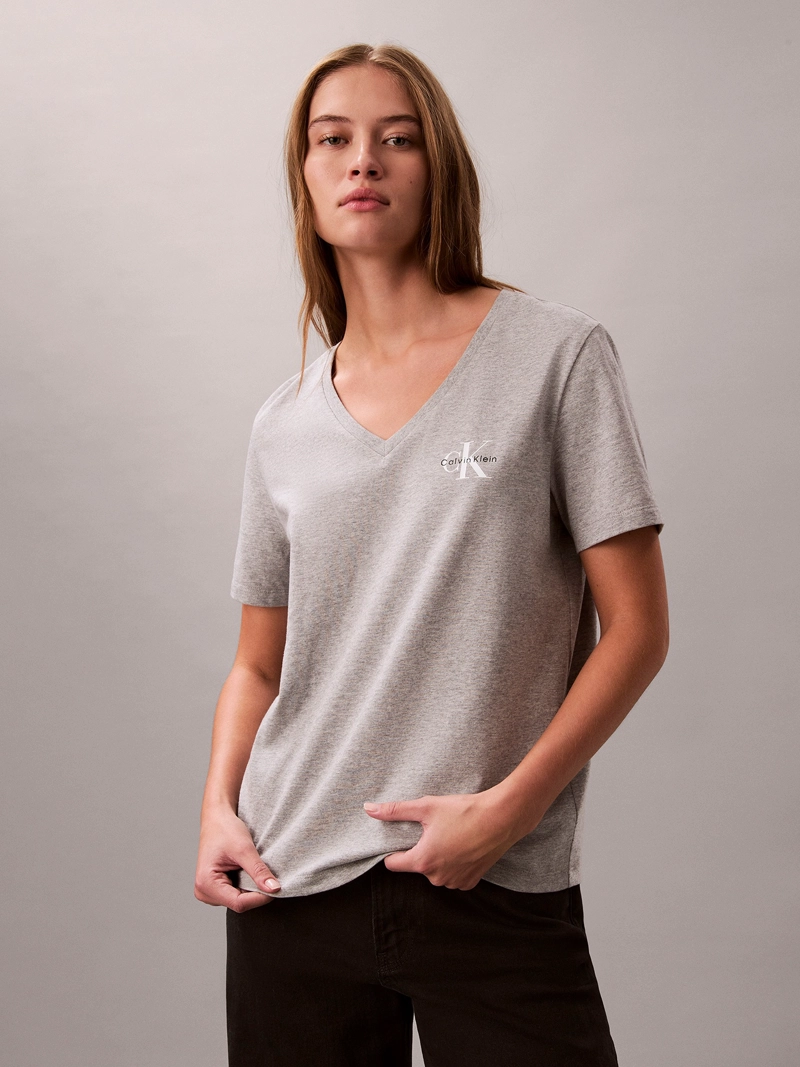 PACK DE 2 POLERAS CON CUELLO EN V - 2