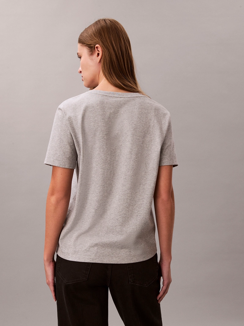PACK DE 2 POLERAS CON CUELLO EN V - 4