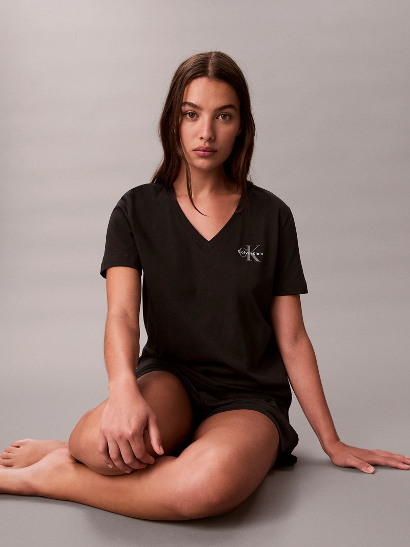 PACK DE 2 POLERAS CON CUELLO EN V - 5