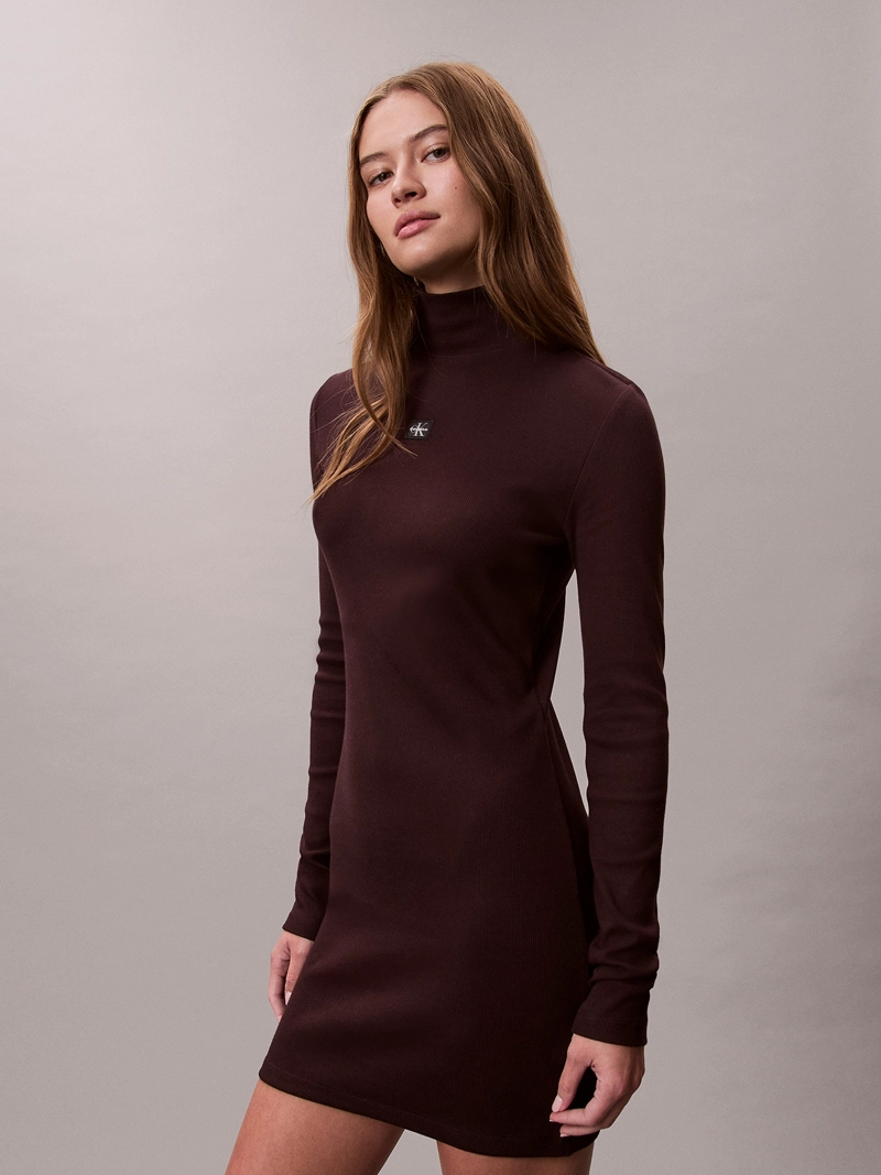 VESTIDO MINI CON CUELLO ALTO - 5