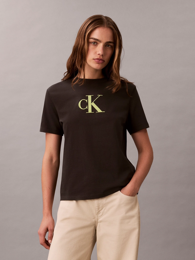 POLERA CLASICA CON LOGO - 1