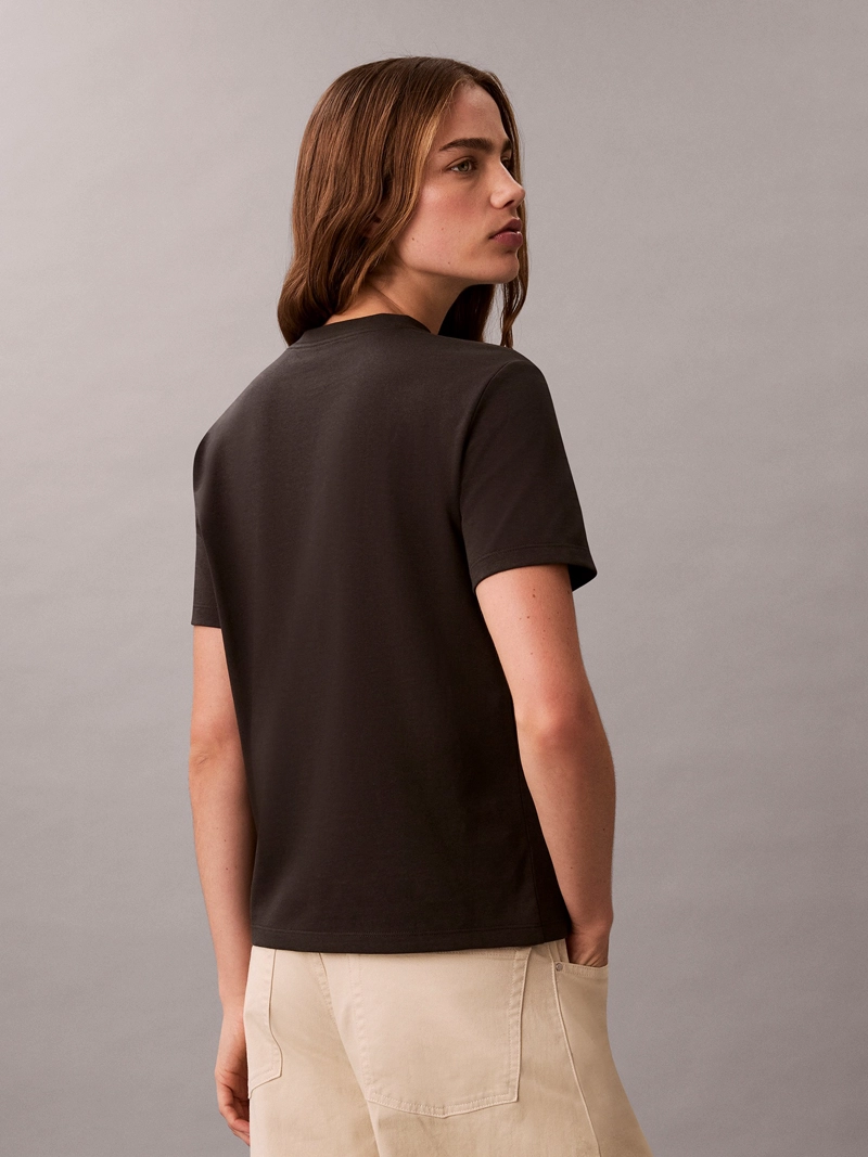 POLERA CLASICA CON LOGO - 3