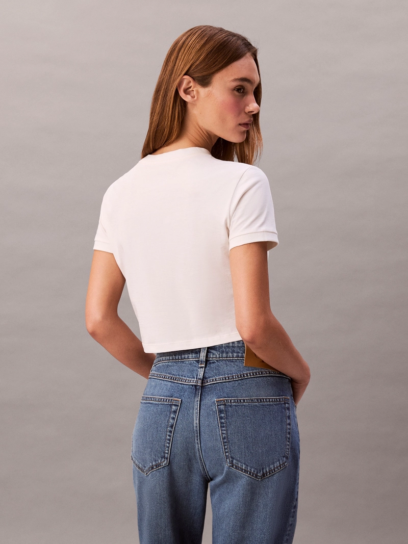 POLERA CROPPED CON LOGO - 3
