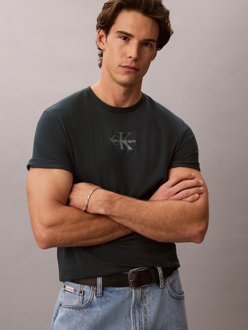 POLERA CON GRAFICO ESTAMPADO MICRO MONOLOGO - 4