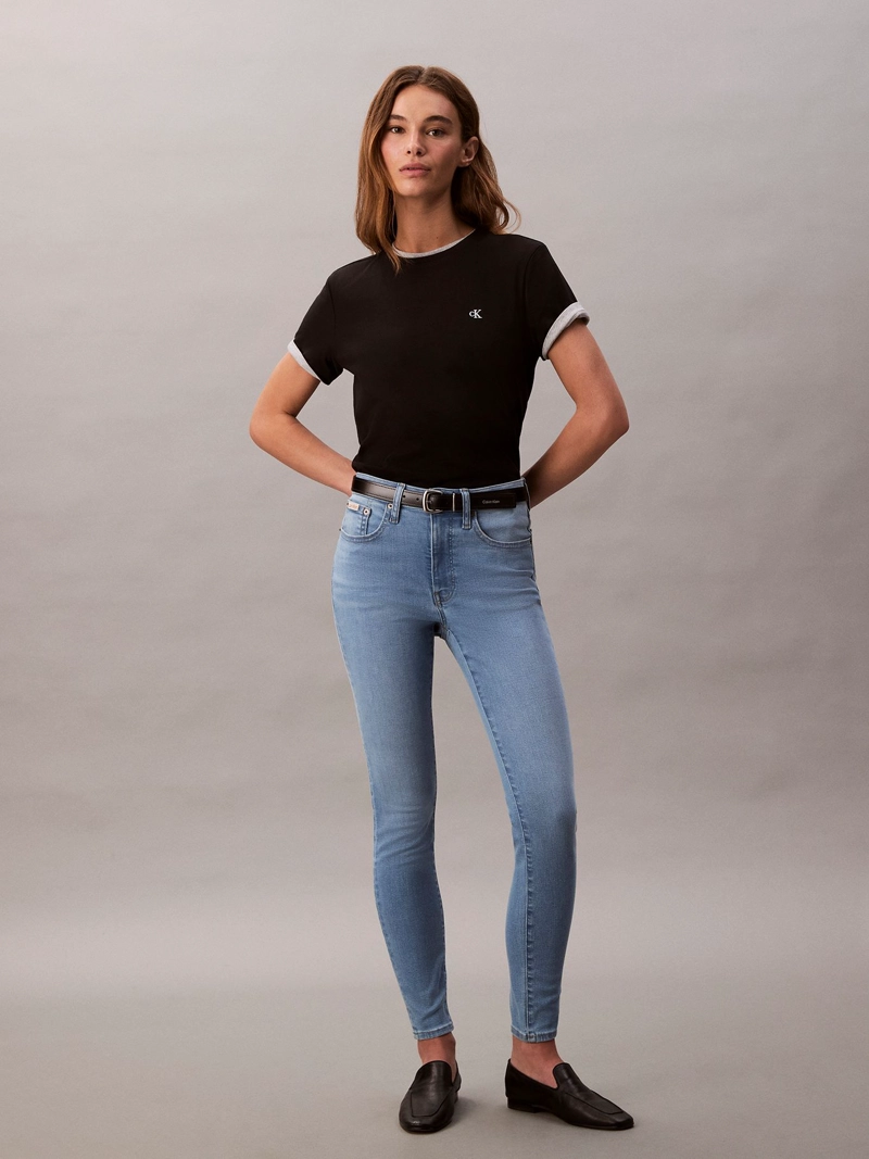 JEANS SKINNY DE TALLE MEDIO - 1