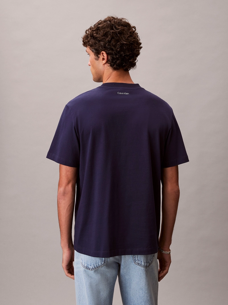 POLERA CON LOGO GRAFICO - 3