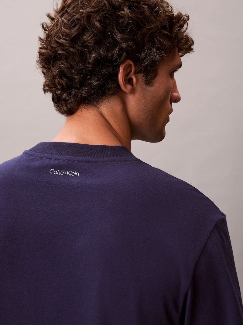 POLERA CON LOGO GRAFICO - 5