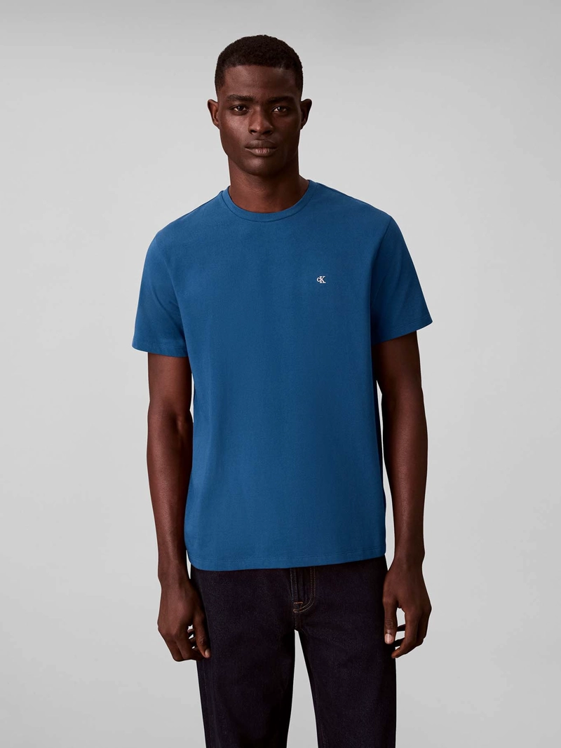 POLERA CLASICA CON MONOGRAMA - 1