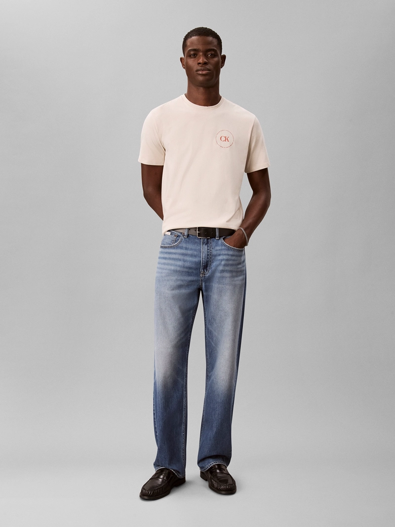 POLERA CON LOGO GRAFICO - 2
