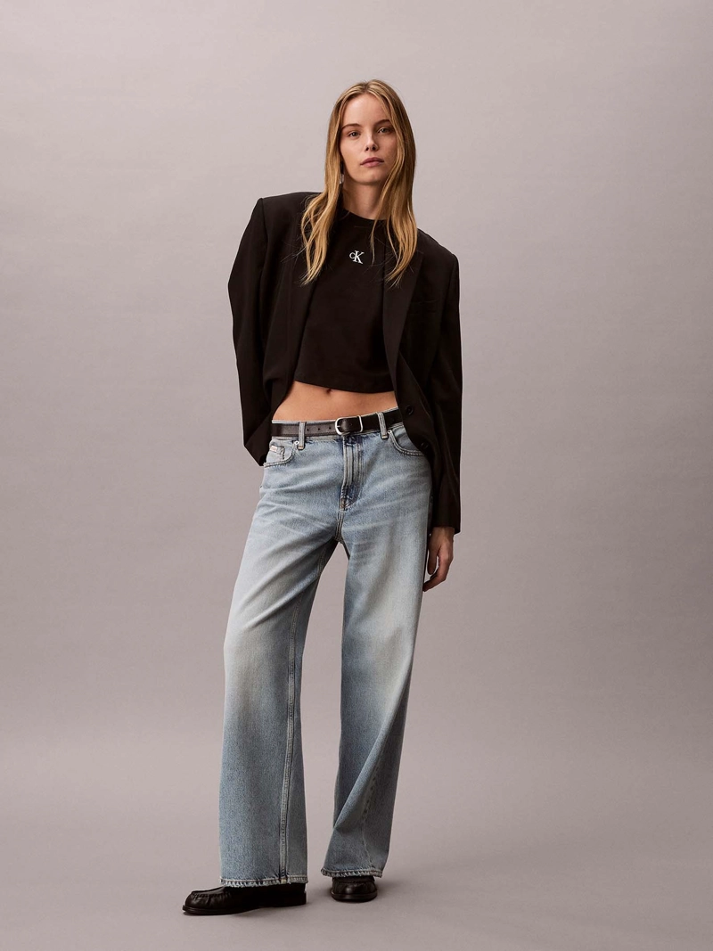 POLERA CROPPED CON LOGO - 2