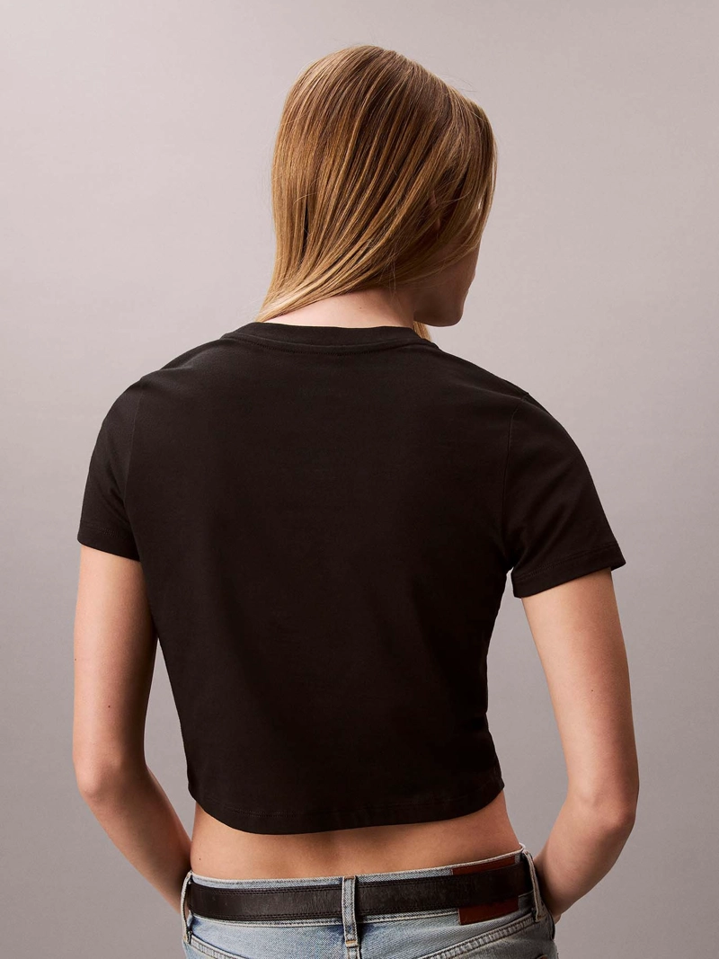 POLERA CROPPED CON LOGO - 3