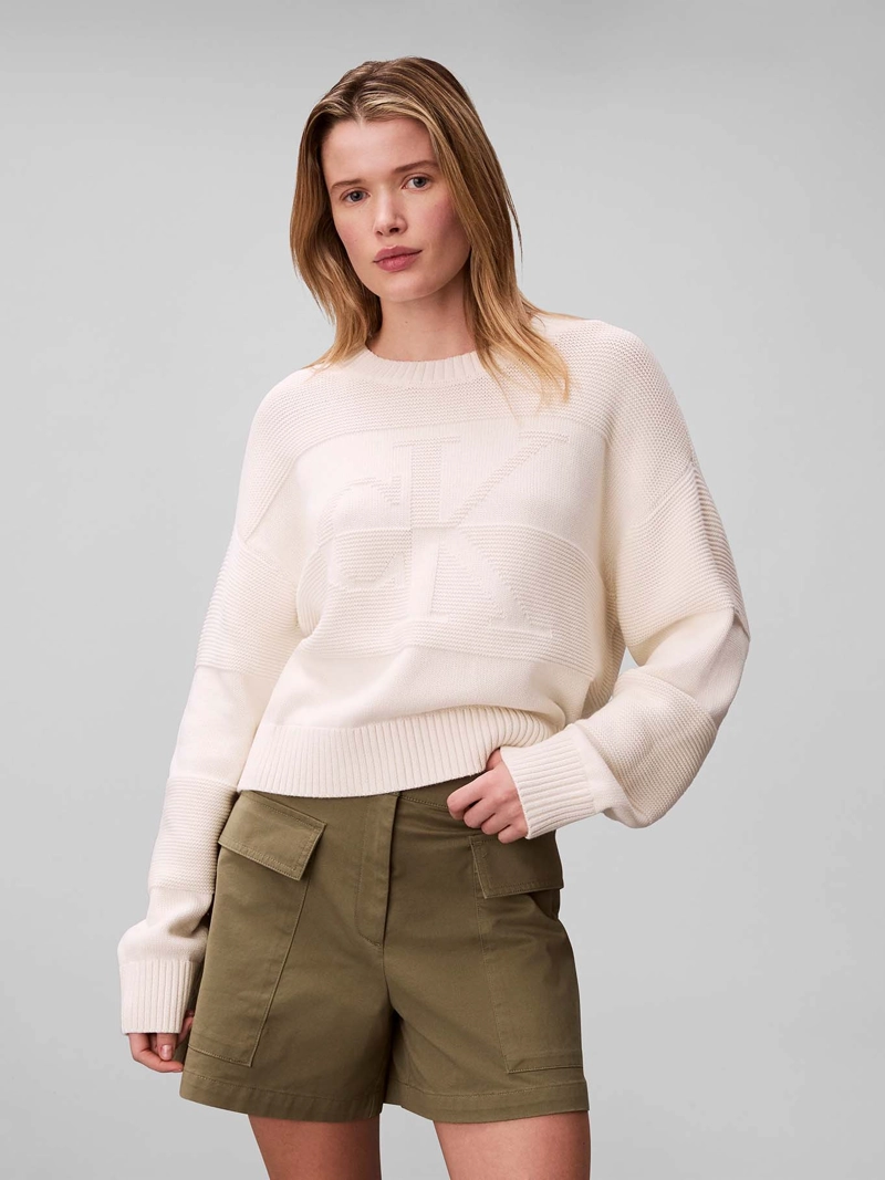 SWEATER CON LOGO TEJIDO TONAL - 1