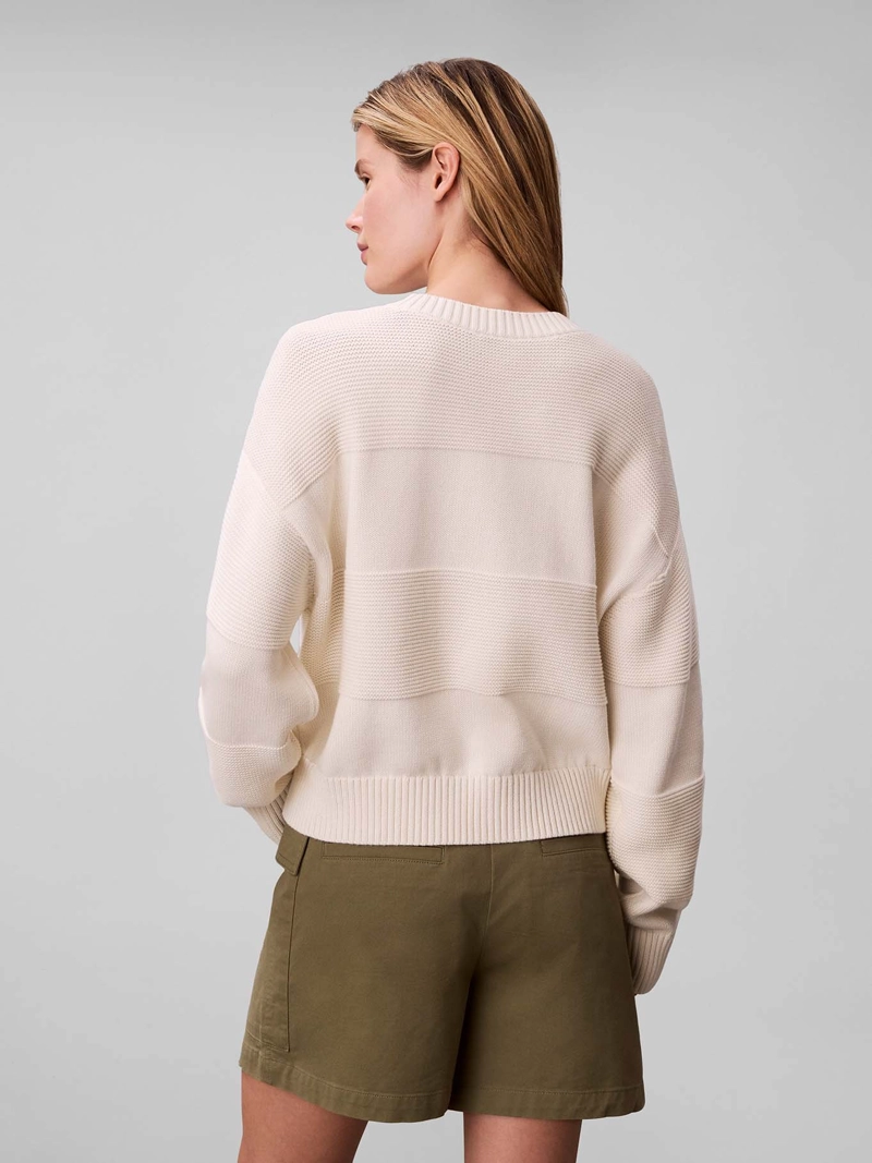 SWEATER CON LOGO TEJIDO TONAL - 3