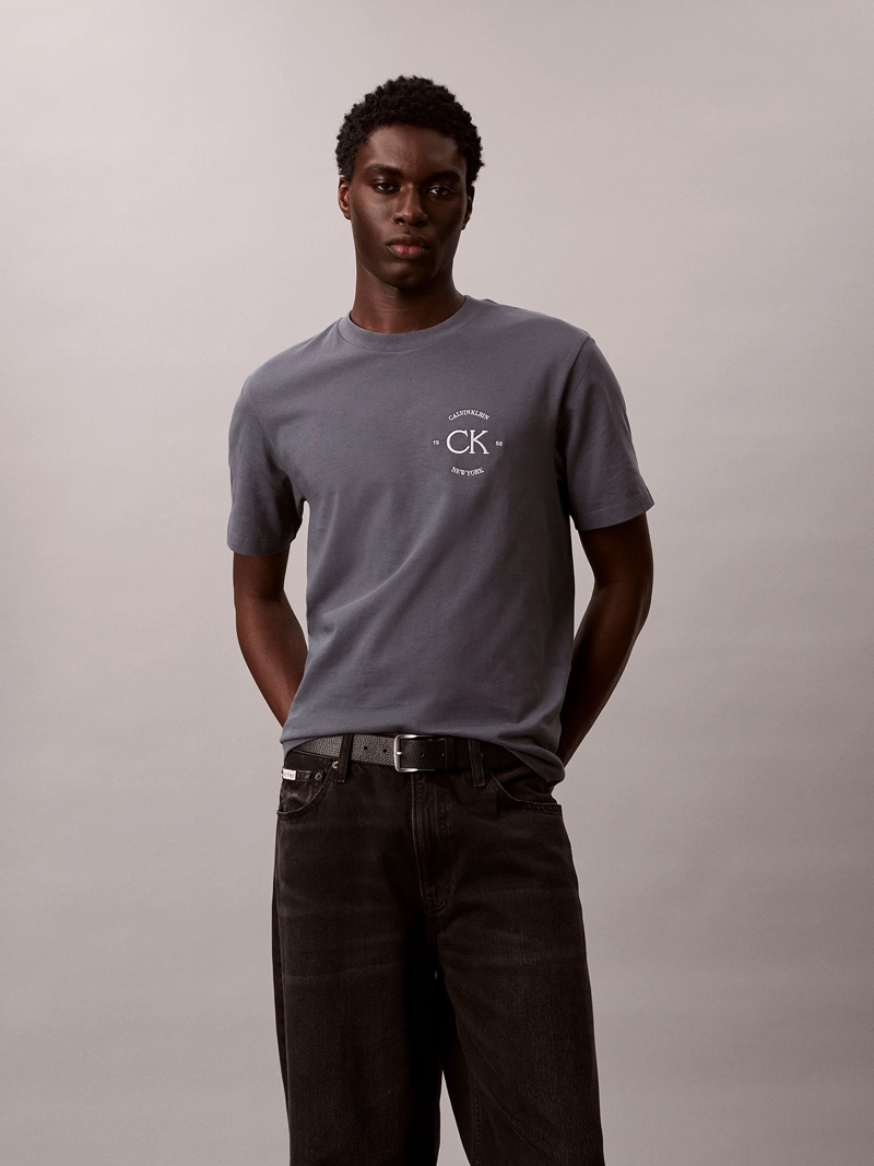 POLERA CON ESTAMPADO GRAFICO - 1