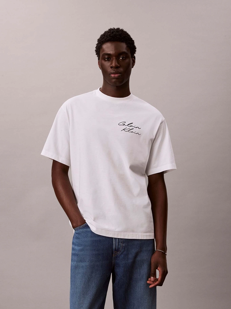 POLERA CON ESTAMPADO GRAFICO - 1
