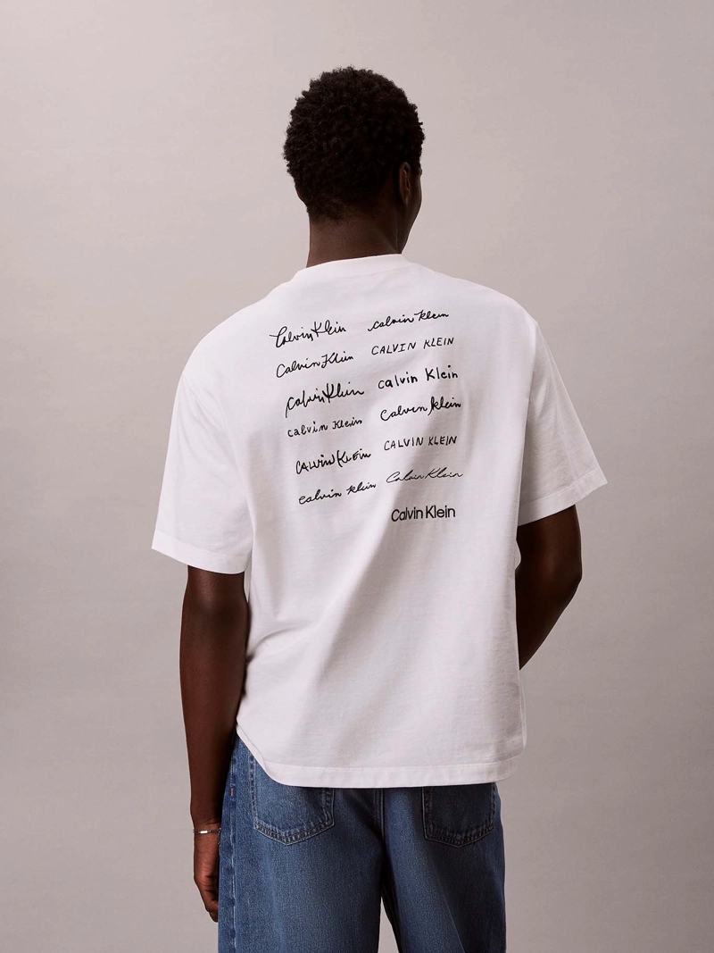 POLERA CON ESTAMPADO GRAFICO - 3