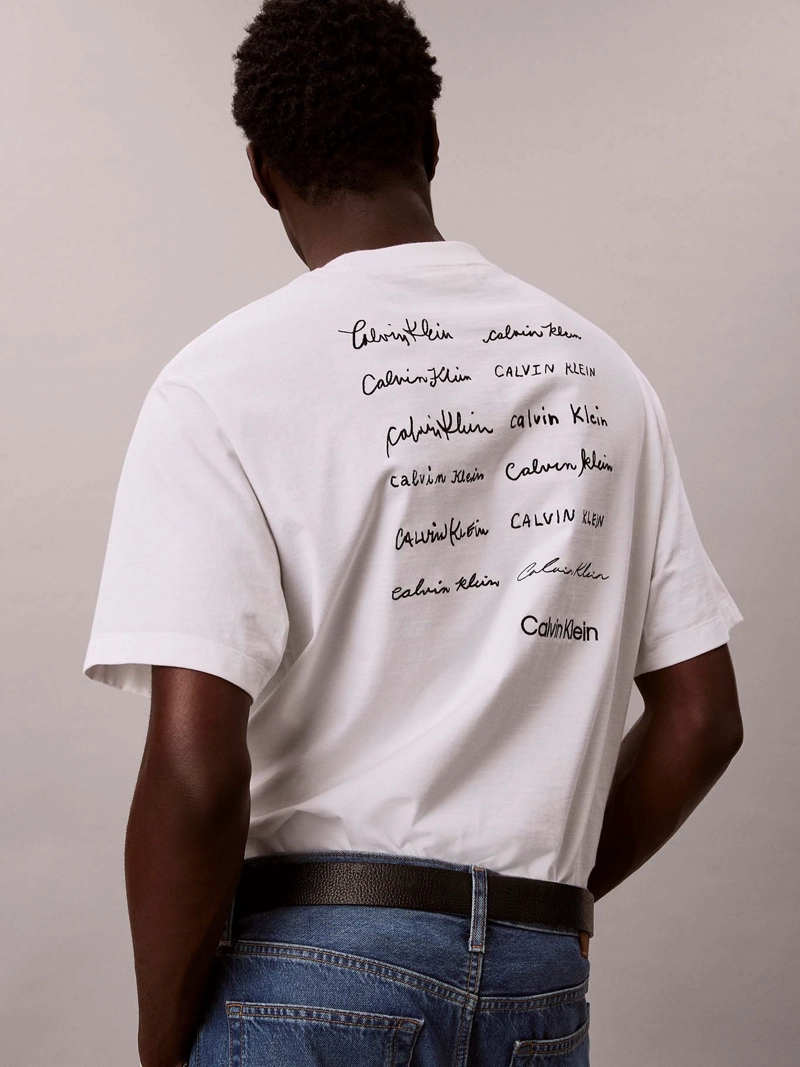 POLERA CON ESTAMPADO GRAFICO - 6