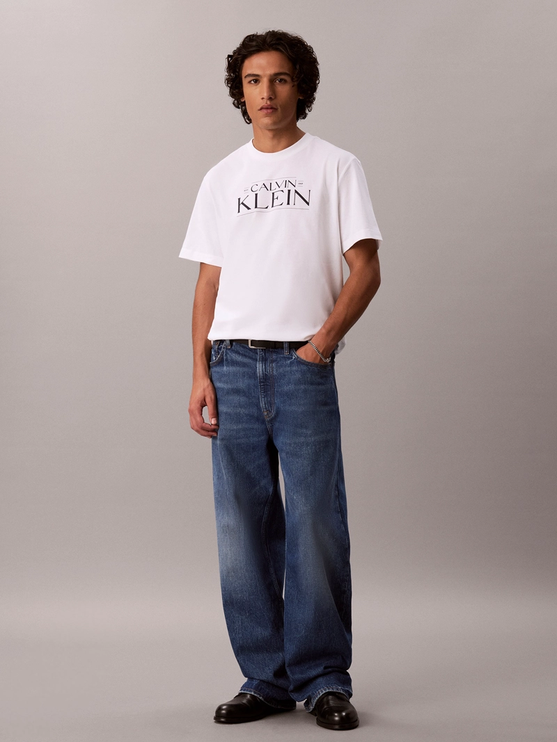 POLERA CON GRAFICO DE LOGO - 2