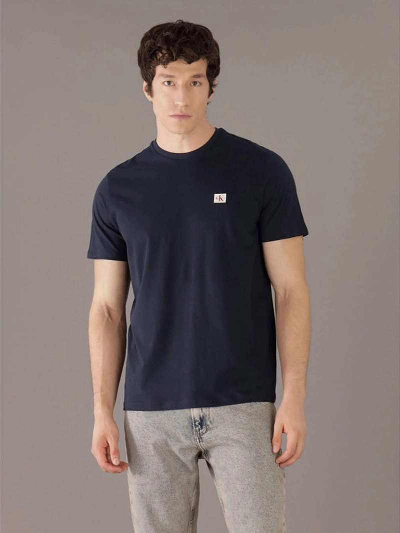 POLERA MONOGRAMA BAGDE 30S - 1