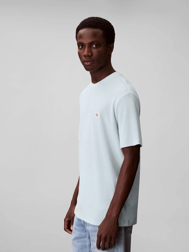 POLERA EN TEJIDO WAFFLE CON ETIQUETA DE LOGO - 4
