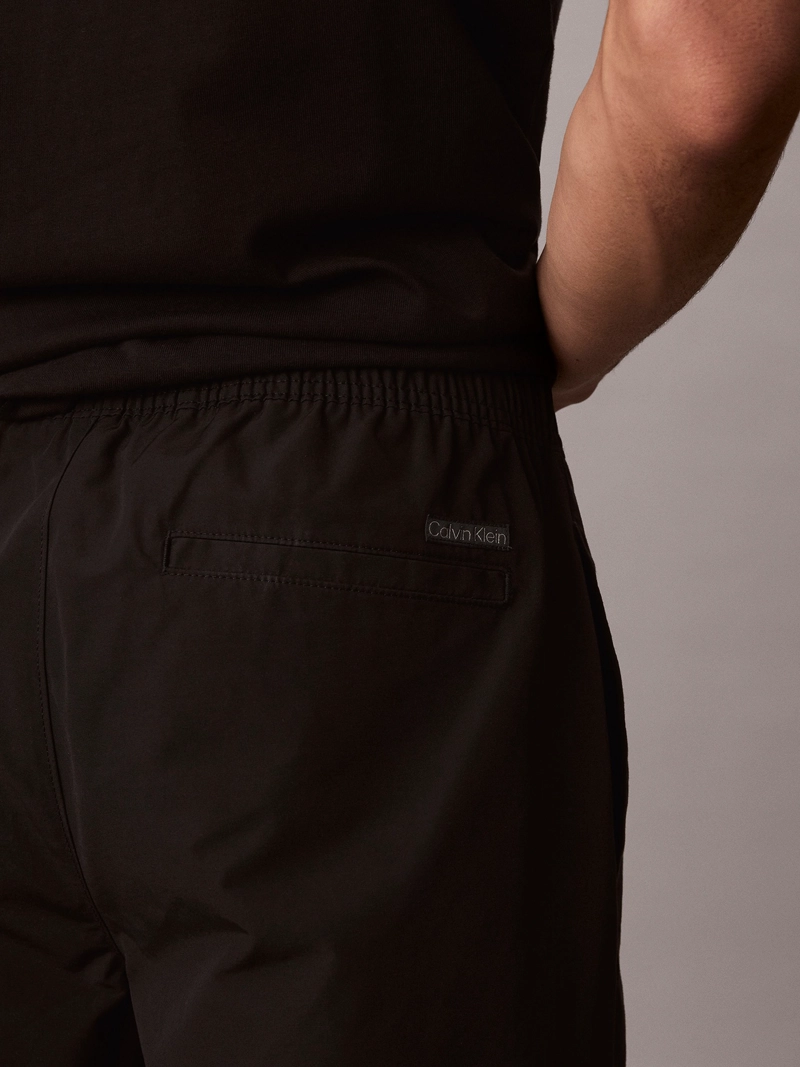 PANTALON TIPO JOGGER - 6