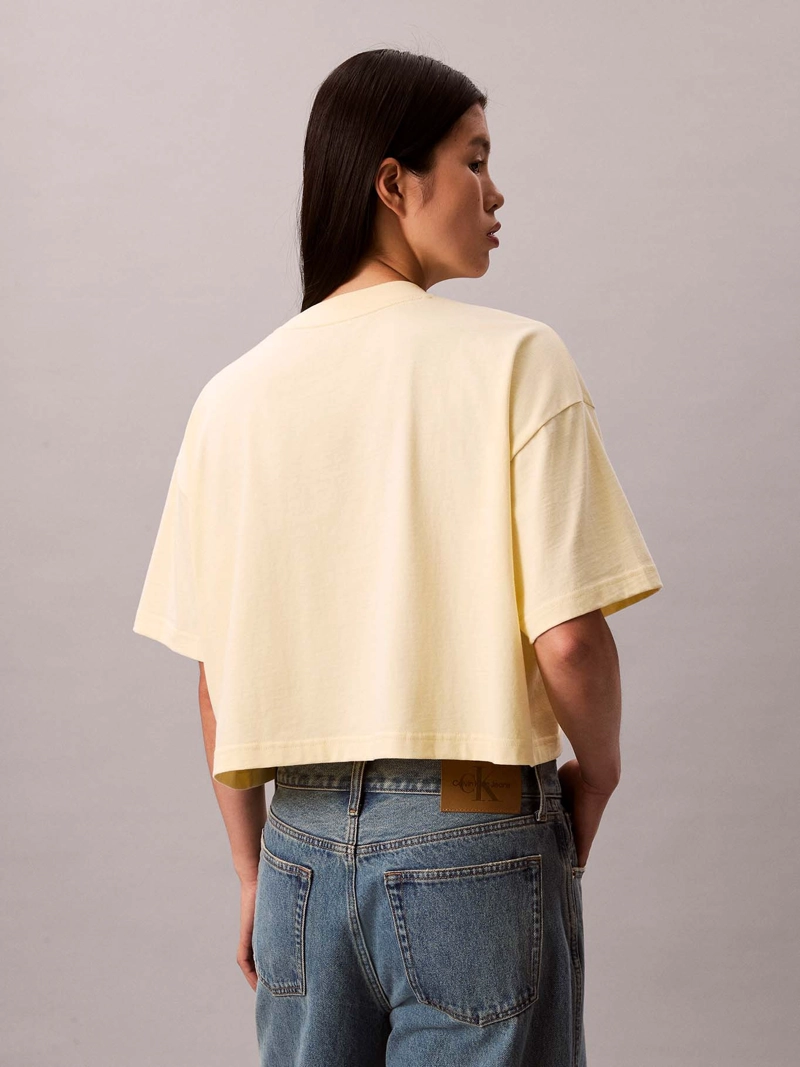 POLERA CROPPED BOXY CON LOGO - 3