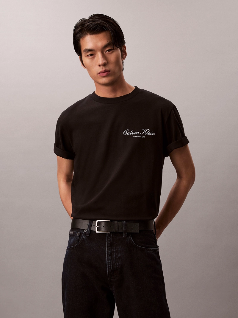 POLERA CON LOGO GRAFICO - 1