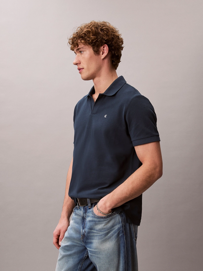 POLO CASUAL DE PIQUE CON CUELLO ABIERTO - 4