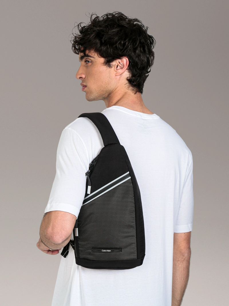 BOLSO DEPORTIVO UTILITY ZIP SLING - 4